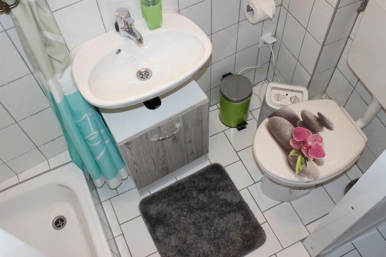 Ferienwohnung Wuerzburg/Heidingsfeld Екстериор снимка
